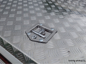 Крышка кузова алюминиевая для Toyota Hilux 2015-2023