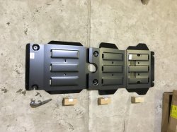 Защита ДВС, КПП и Защита электронного блока РК (2.4 TD, 2.8 TD) (оригинал) Toyota Hilux 2015, 2016, 2017, 2018 годов