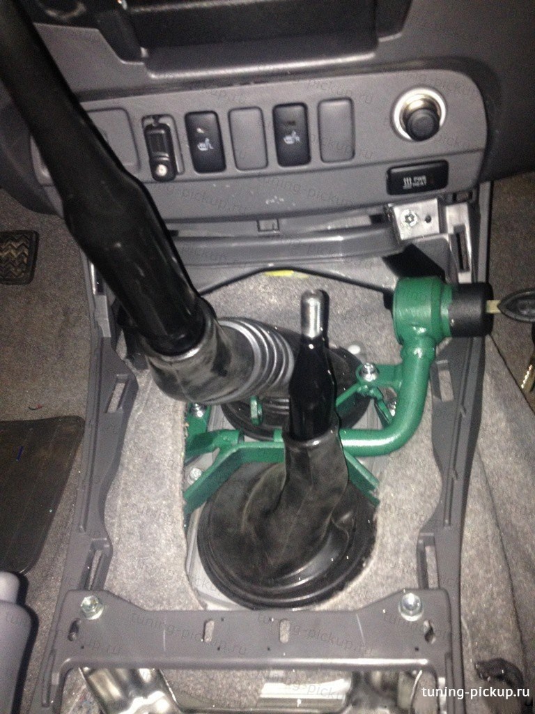 МПУ на КПП/АКПП Toyota Hilux 2015, 2016, 2017, 2018 годов