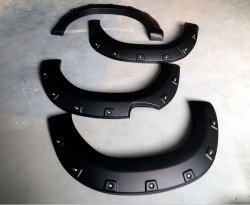 Расширители колесных арок Toyota Hilux 2015, 2016, 2017, 2018, 2019, 2020 годов