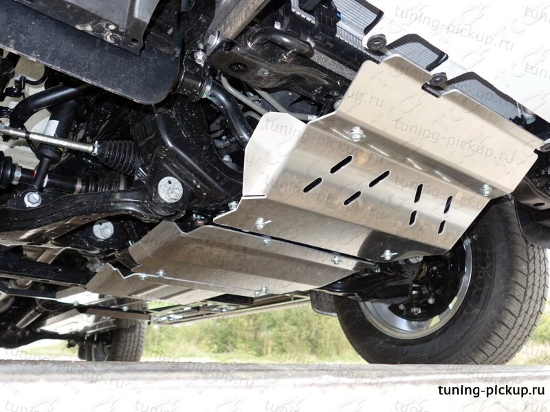 Защита радиатора, картера, КПП, РК Toyota Hilux 2015, 2016, 2017, 2018 годов