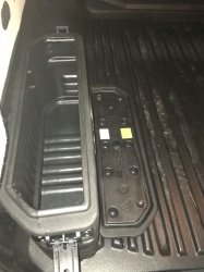 Боковой ящик оригинальный в кузов Toyota Hilux 2015, 2016, 2017, 2018 годов