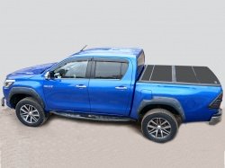 Крышка 4-х секционная 4S PRO для Toyota Hilux 2015-2023