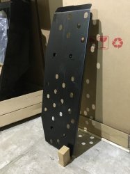 Защита бака (оригинал) Toyota Hilux 2015, 2016, 2017, 2018 годов