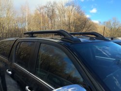Рейлинги из алюминиевых труб Maxport Black Toyota Hilux 2015, 2016, 2017, 2018 годов