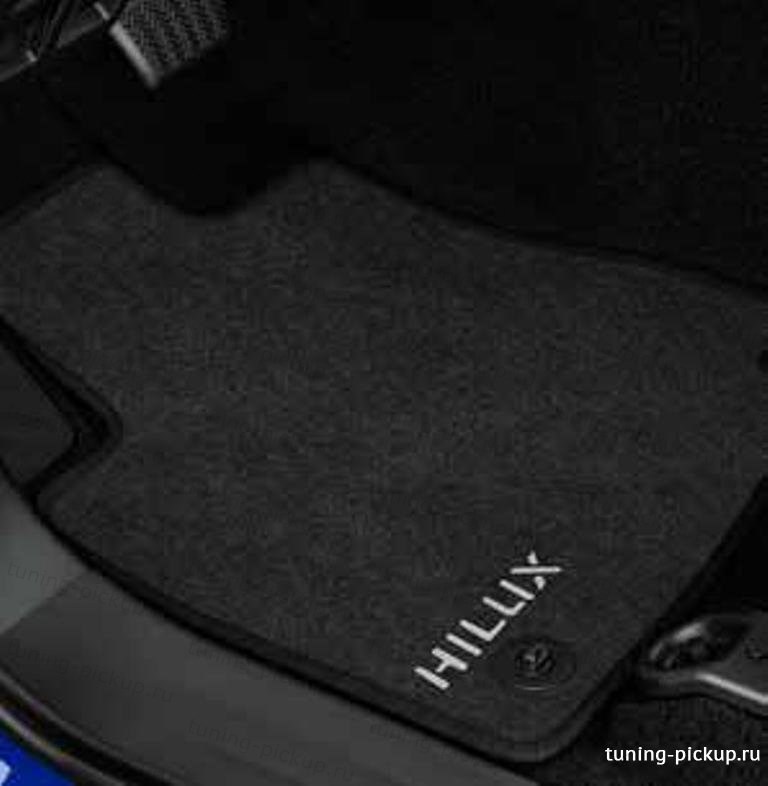 Коврики в салона текстильные 4 шт. цвет черный Toyota Hilux 2015, 2016, 2017, 2018 годов