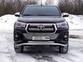 Решётка радиатора (лист) Toyota Hilux 2015, 2016, 2017, 2018 годов