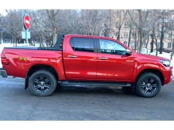 Крышка 4-х секционная 4S PRO для Toyota Hilux 2015-2023