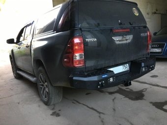 Бампер задний алюминиевый Toyota Hilux 2015, 2016, 2017, 2018, 2019, 2020, 2021, 2022, 2023 годов