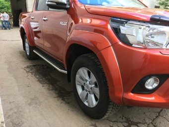 Расширители колесных арок Toyota Hilux 2015, 2016, 2017, 2018, 2019, 2020 годов