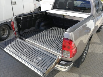 Крышка Top Roll (silver / black) для Toyota Hilux 2015-2023