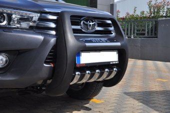 Защита переднего бампера QT002  PASIFIC Revo Toyota Hilux 2015, 2016, 2017, 2018 годов