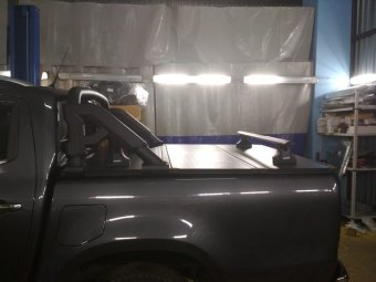 Дуга безопасности кузова пикапа Toyota Hilux 2015, 2016, 2017, 2018 годов