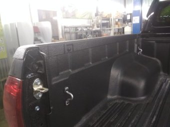 Накладки на боковые борта (оригинал) Toyota Hilux 2015, 2016, 2017, 2018 годов