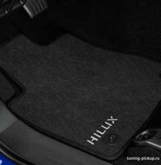 Коврики в салона текстильные 4 шт. цвет черный Toyota Hilux 2015, 2016, 2017, 2018 годов