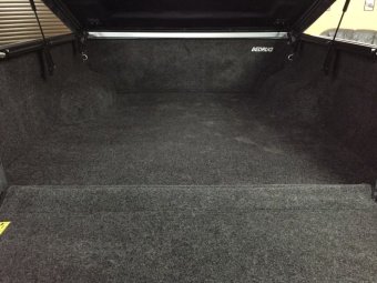 Мягкий вкладыш в кузов под борт Toyota Hilux 2015, 2016, 2017, 2018, 2019, 2020, 2021, 2022, 2023, 2024 годов