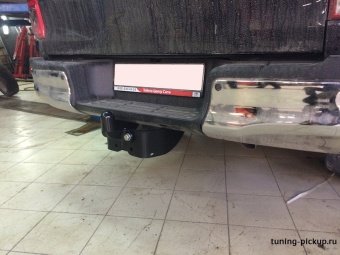 Фаркоп фланцевый Toyota Hilux 2015, 2016, 2017, 2018 годов