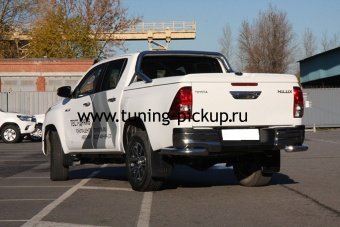 Защита заднего бампера d76 уголки Toyota Hilux 2015, 2016, 2017, 2018 годов