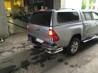 Защита задняя d76/42 уголки Toyota Hilux 2015, 2016, 2017, 2018 годов