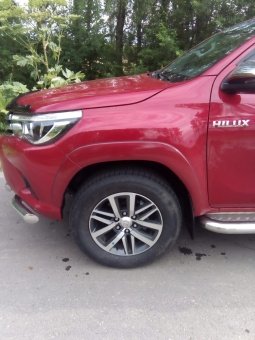 Расширители колесных арок для Exclusive (оригинал) Toyota Hilux 2015, 2016, 2017, 2018, 2019, 2020 годов