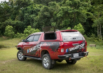 Кунг SM4 (подъемные окна) Toyota Hilux 2015, 2016, 2017, 2018, 2019, 2020, 2021, 2022, 2023, 2024, 2025 годов