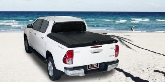 Крышка Maxcover для Toyota Hilux 2015-2023
