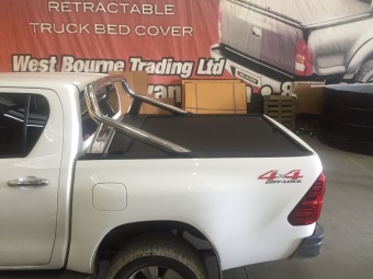Крышка Roll-N-Lock (США) для Toyota Hilux 2015-2023