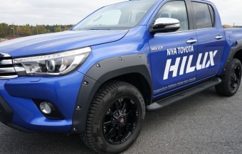 Расширители колесных арок (с фальш-болтами) Toyota Hilux 2015, 2016, 2017, 2018, 2019, 2020 годов