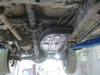 Защита бака (Композит) Toyota Hilux 2015, 2016, 2017, 2018 годов