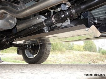 Защита бака Toyota Hilux 2015, 2016, 2017, 2018 годов