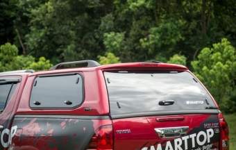 Кунг SM4 (подъемные окна) Toyota Hilux 2015, 2016, 2017, 2018, 2019, 2020, 2021, 2022, 2023, 2024, 2025 годов