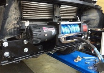 Площадка под лебедку 2015-2020 Toyota Hilux 2015, 2016, 2017, 2018 годов