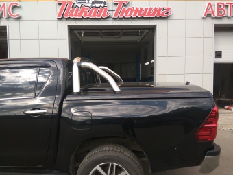 Крышка кузова SPORTLID FOR TANGO с дугами для Toyota Hilux 2015-2023