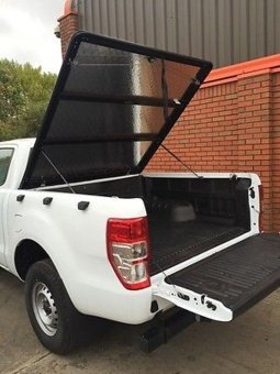 Крышка ALUMINIUM TONNEAU COVER — MILL FINISH для Toyota Hilux 2015-2023